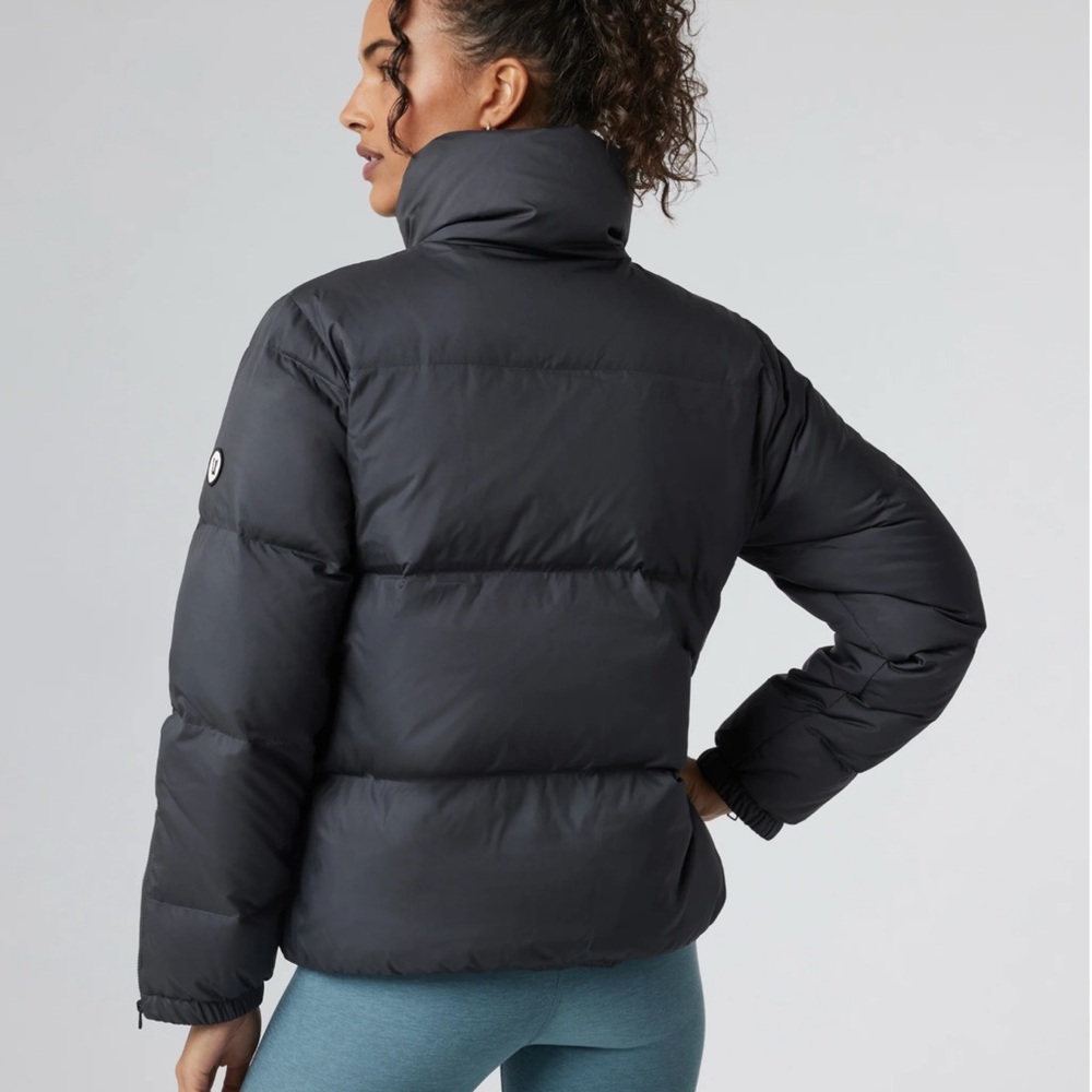 NWT Vuori Hillside Down Parka Puffer Jacket Coat  * Asphalt Black * Large - Picture 4 of 6